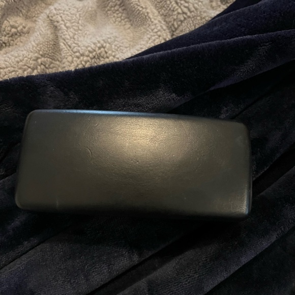 Versace Black and Gold Women's Sunglasses - Picture 7 of 7